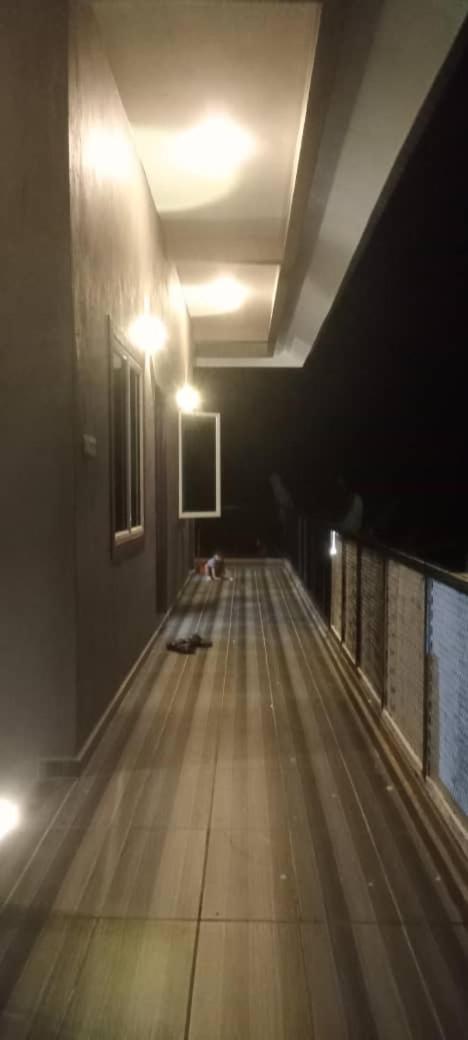Weng Kong Homestay Slim River Phòng bức ảnh