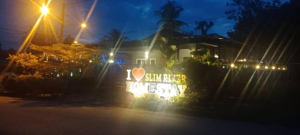 Weng Kong Homestay Slim River Phòng bức ảnh